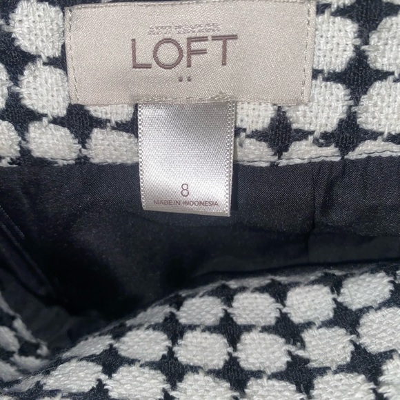 EUC LOFT Pencil Skirt - Picture 4 of 5